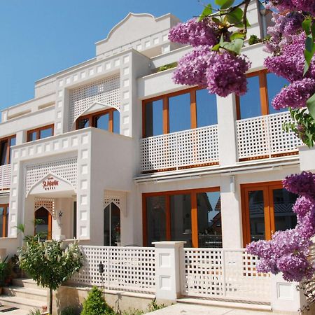 Amira Boutique Hotel Hévíz Wellness&Spa Heviz Exterior foto